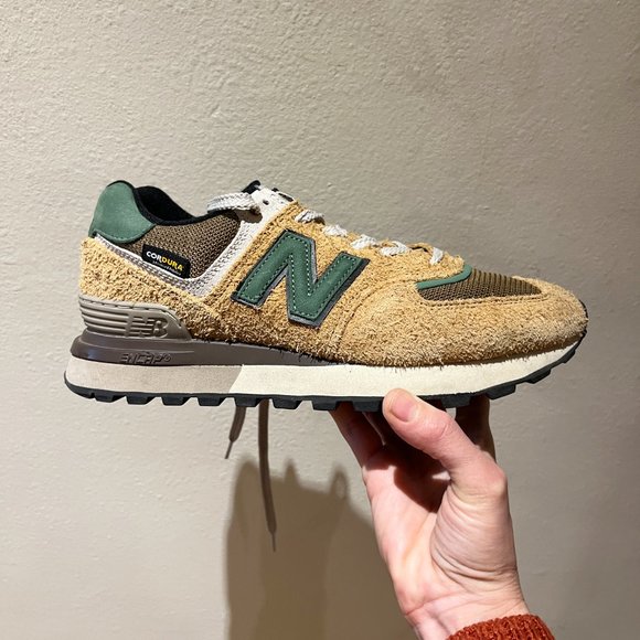 Awesome New Balance 574 - 9 Women's / 7.5 Men's - Like New - Yellow / Green - Picture 7 of 14